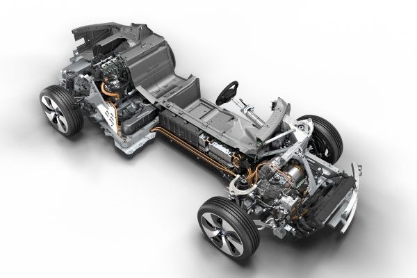 BMW i8’s engine wins its class