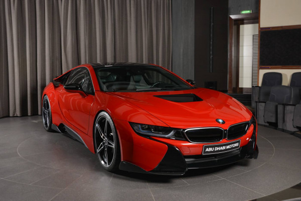 The BMW i8 in Protonic Red