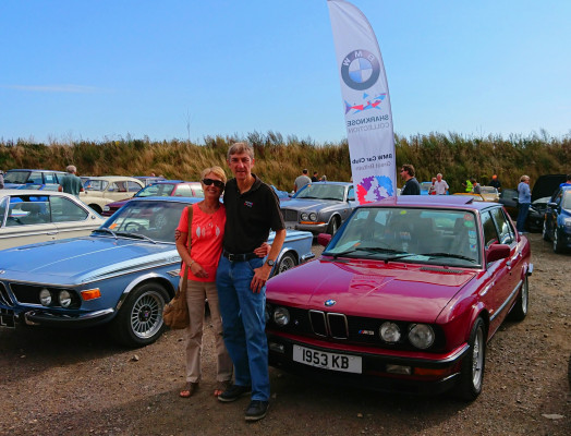 Sharknose M5 goes to Bibury!