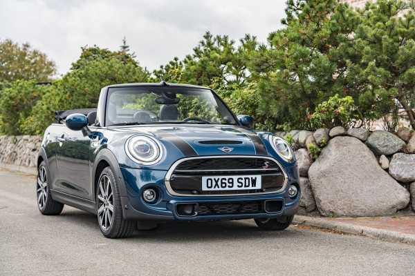Limited edition MINI Cooper S Sidewalk Convertible