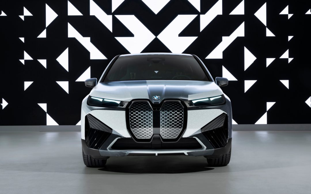 Magical exterior colour-change: The BMW iX Flow featuring E Ink