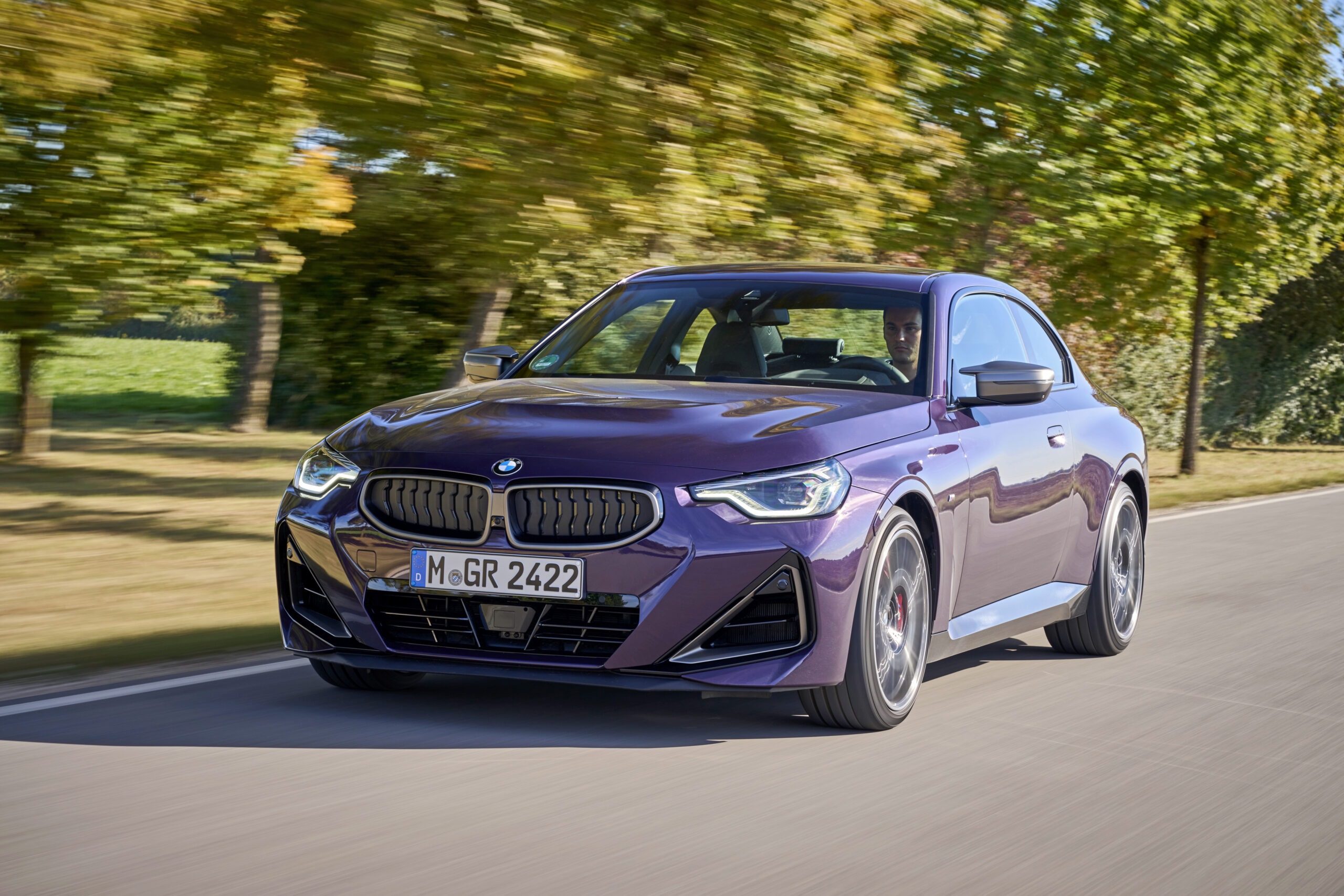P90444247_highRes_bmw-m240i-xdrive-cou