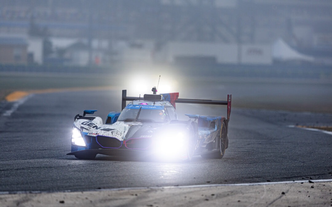 Huge cheers in Daytona! BMW M Team WRT takes first IMSA podium with the BMW M Hybrid V8 – Paul Miller Racing triumphs in the BMW M4 GT3 EVO.